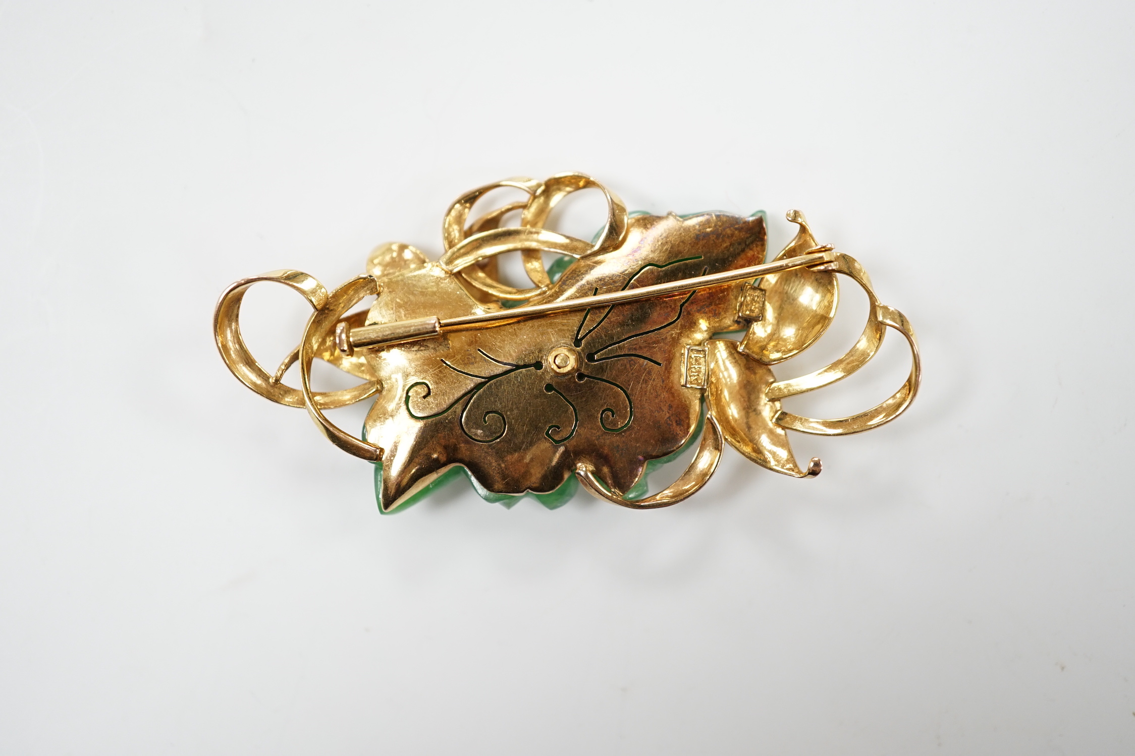 A 14k yellow metal, carved jade and seed pearl mounted floral spray brooch, 57mm